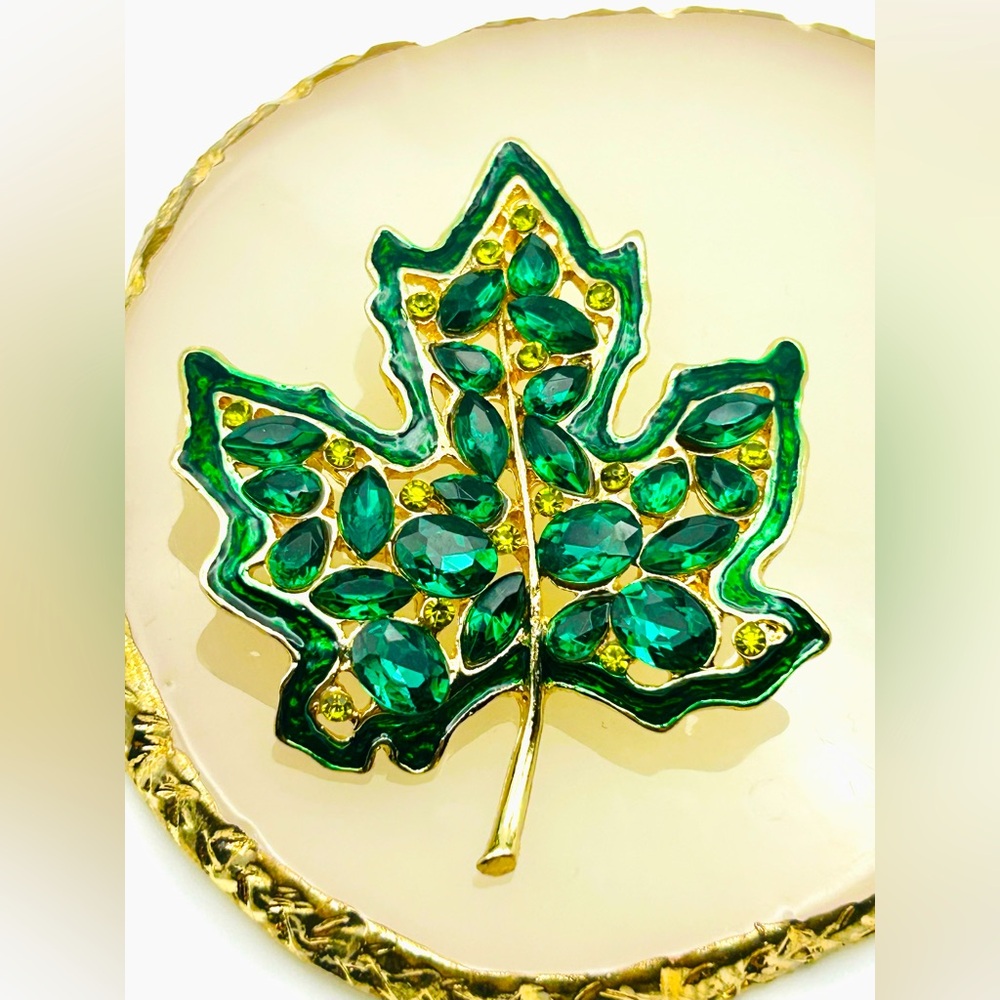 Green Crystal Maple Leaf Brooch Gold Tone